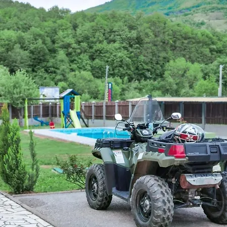 Green Villas Tjentiste شقة