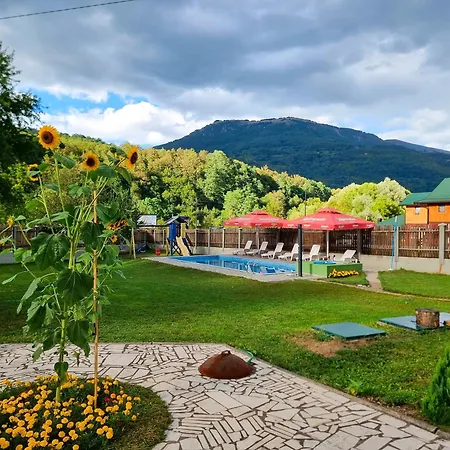Green Villas Tjentiste * Tjentiste