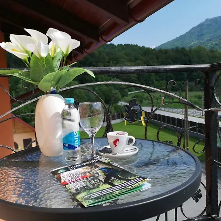 Apartment Green Villas Tjentiste